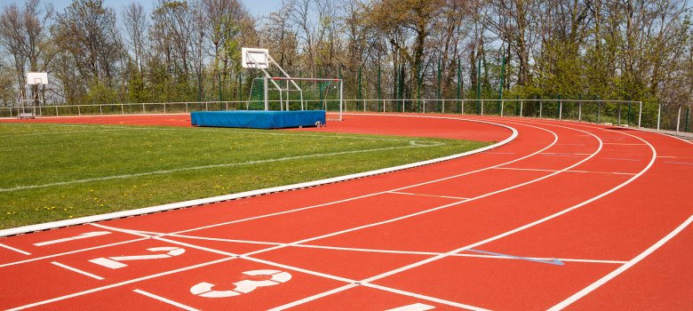 Startlinie auf Sportplatz