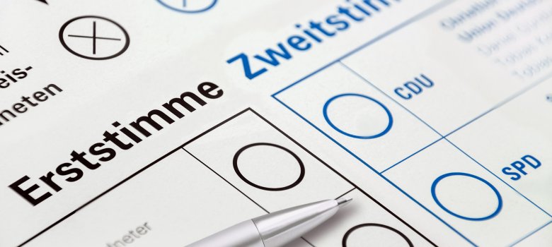 Stimmzettel für die Landtagswahl in Schleswig-Holstein mit Erst